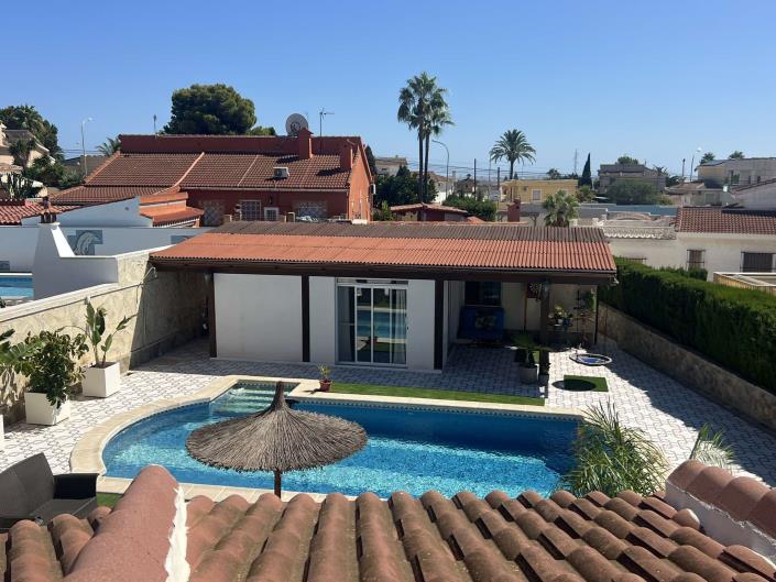 Image No.42-4 Bed House/Villa for sale