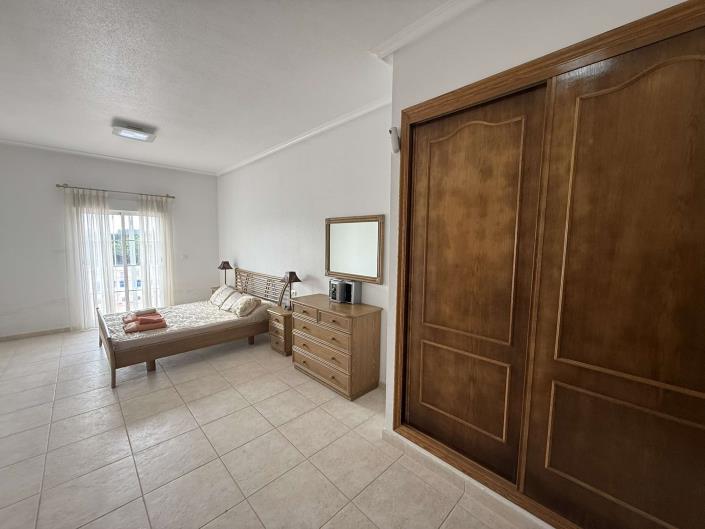 Image No.23-3 Bed Country House for sale