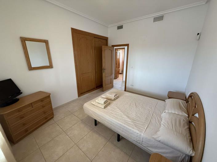 Image No.20-3 Bed Country House for sale