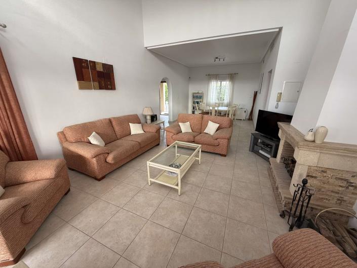 Image No.5-3 Bed Country House for sale