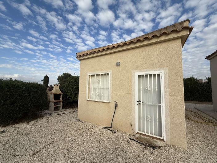 Image No.28-3 Bed Country House for sale