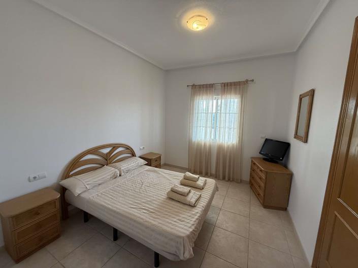 Image No.19-3 Bed Country House for sale