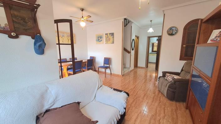 Image No.17-3 Bed Semi-Detached for sale