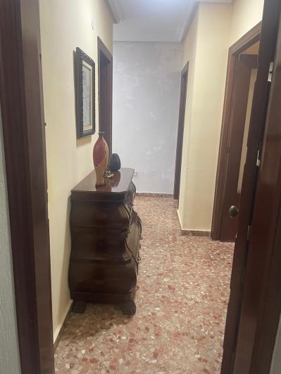 Image No.12-3 Bed Apartment for sale