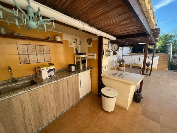 Image No.19-3 Bed Village House for sale