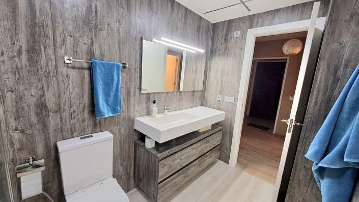 Image No.16-2 Bed Apartment for sale