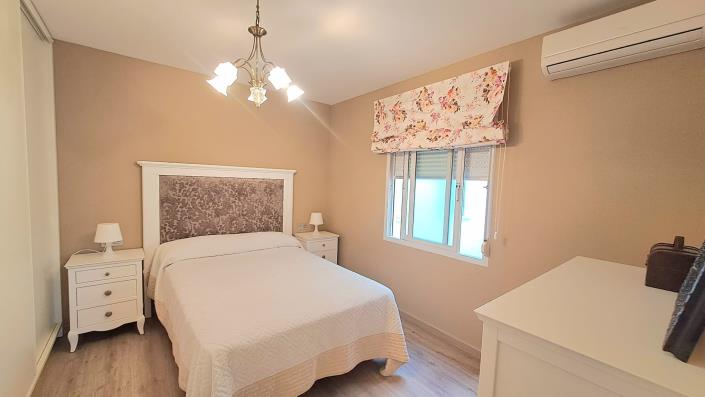 Image No.12-2 Bed Apartment for sale