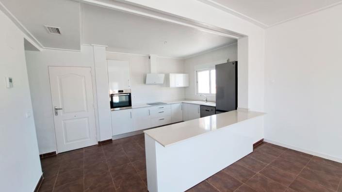 Image No.9-3 Bed Villa for sale