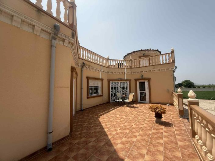 Image No.11-6 Bed Country Property for sale