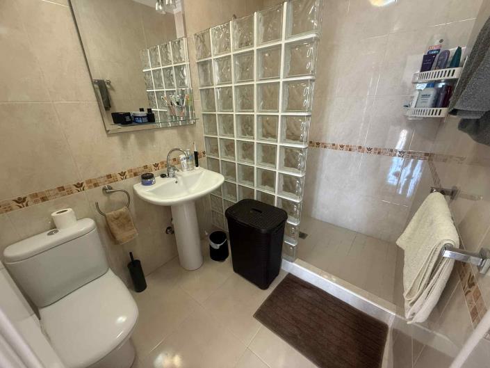 Image No.20-6 Bed Country Property for sale