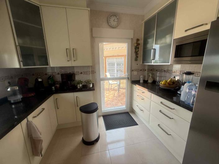 Image No.18-6 Bed Country Property for sale