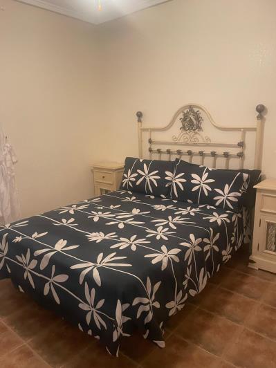 Image No.12-5 Bed Bungalow for sale