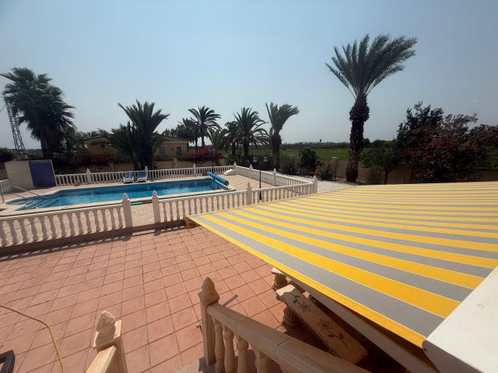 Image No.17-3 Bed Country House for sale