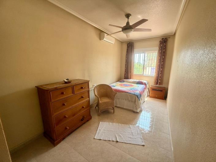 Image No.12-3 Bed Country House for sale