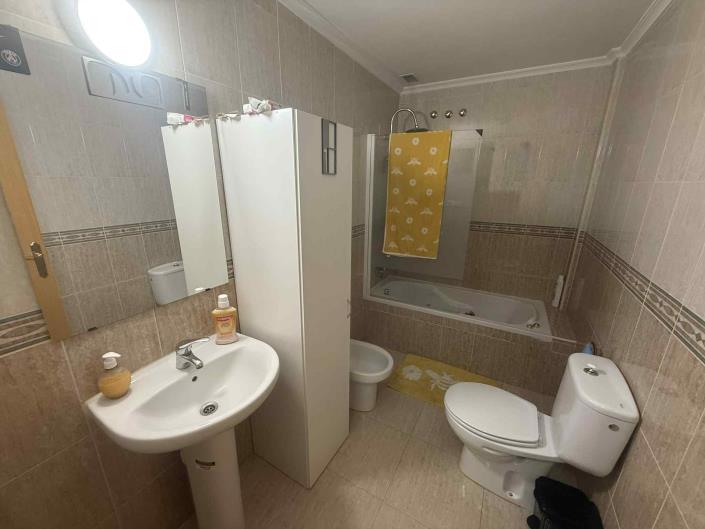 Image No.13-3 Bed Apartment for sale