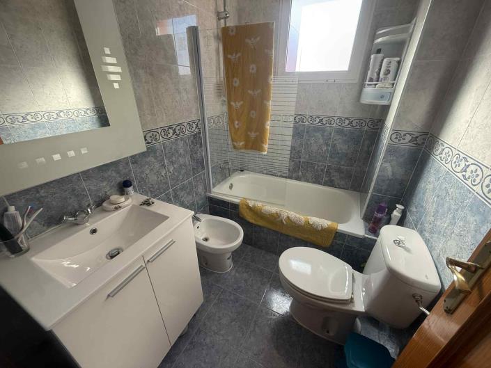 Image No.17-3 Bed Apartment for sale