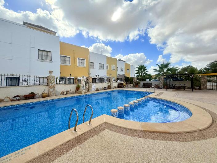 Image No.1-2 Bed Apartment for sale