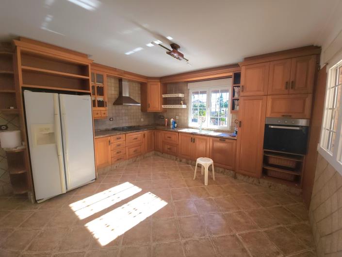 Image No.6-5 Bed Villa for sale