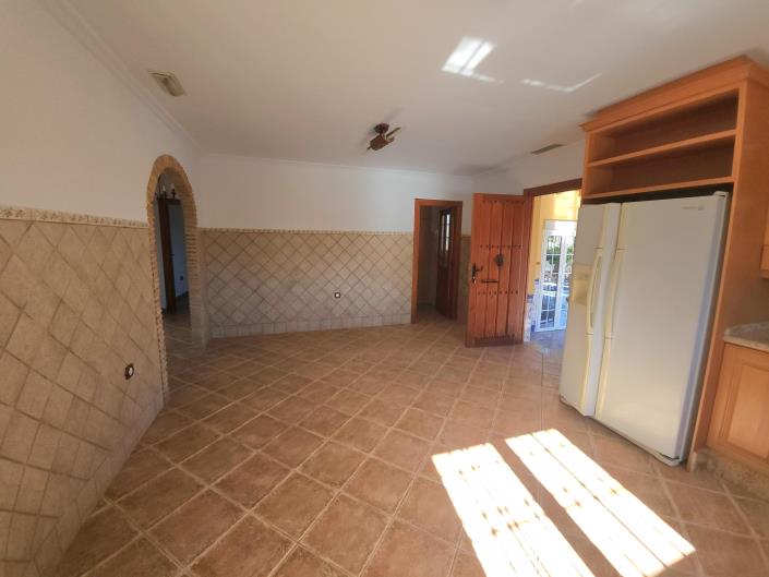 Image No.7-5 Bed Villa for sale