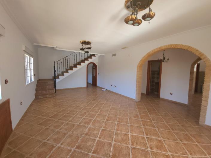 Image No.10-5 Bed Villa for sale