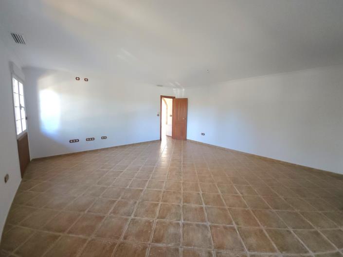 Image No.16-5 Bed Villa for sale