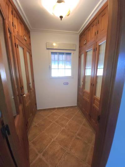 Image No.17-5 Bed Villa for sale