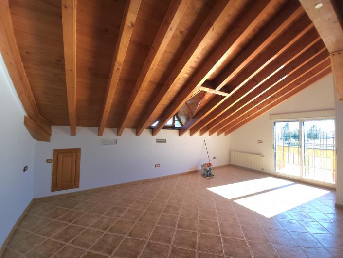 Image No.21-5 Bed Villa for sale