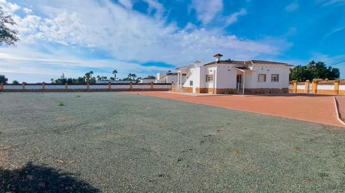 Image No.4-3 Bed Villa for sale