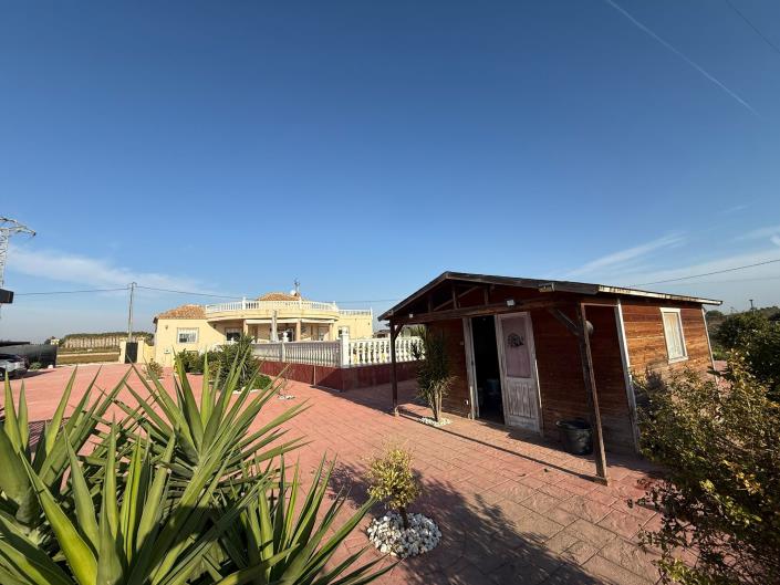 Image No.23-3 Bed Country House for sale