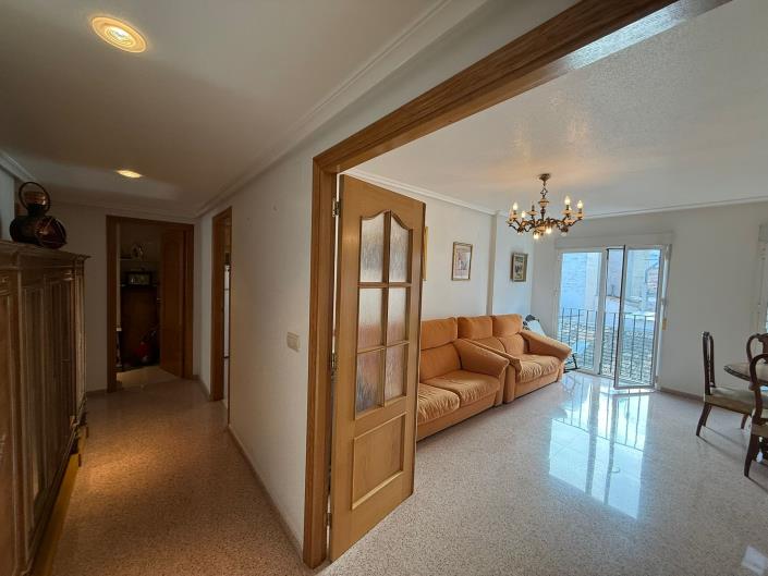 Image No.10-3 Bed Apartment for sale