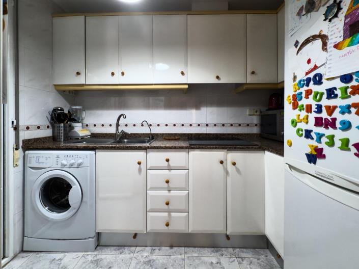 Image No.17-2 Bed Apartment for sale