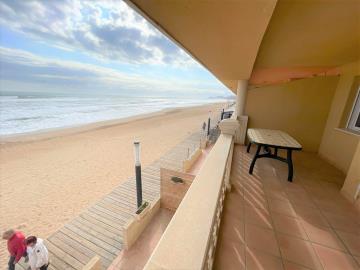 35d9c37c-8a55-489e-989b-94fc5abca687