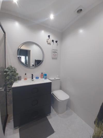 Image No.19-2 Bed Townhouse for sale