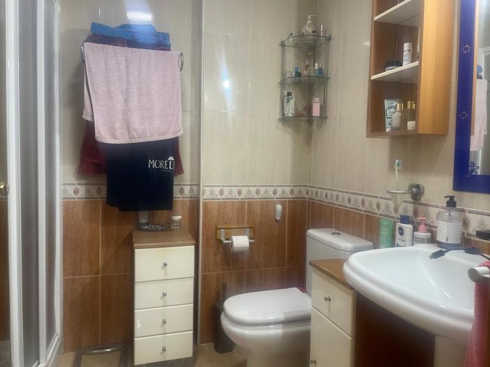 Image No.3-3 Bed Apartment for sale