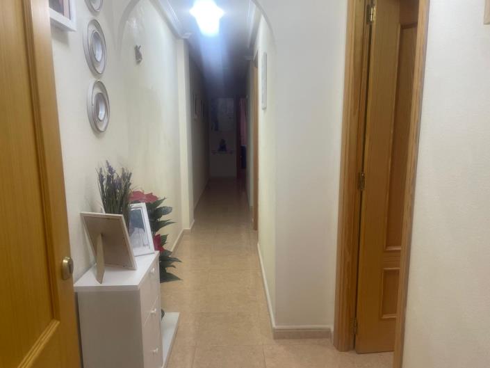 Image No.11-3 Bed Apartment for sale