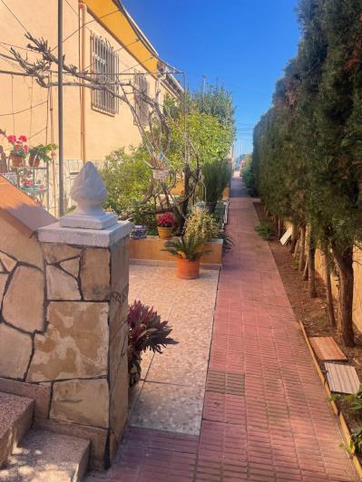 Image No.9-3 Bed Quad for sale