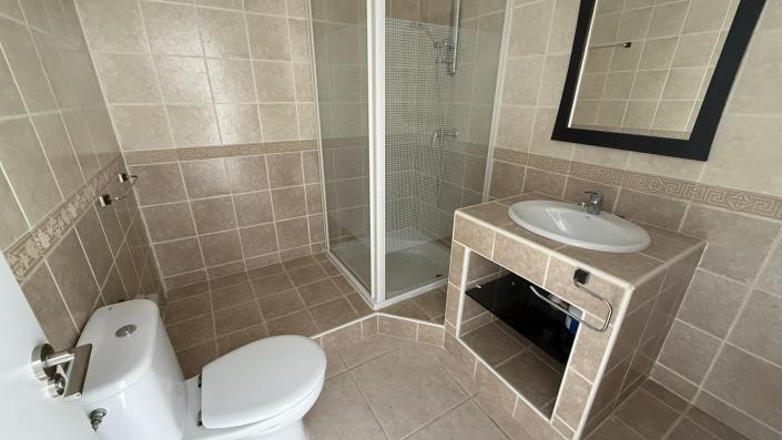 Image No.27-3 Bed Villa / Detached for sale