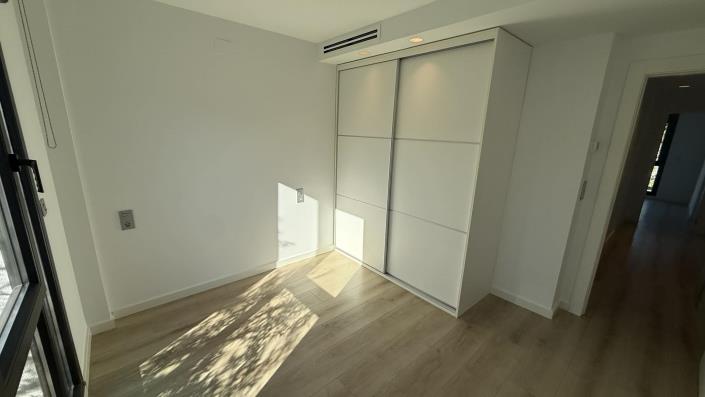 Image No.16-3 Bed Villa for sale