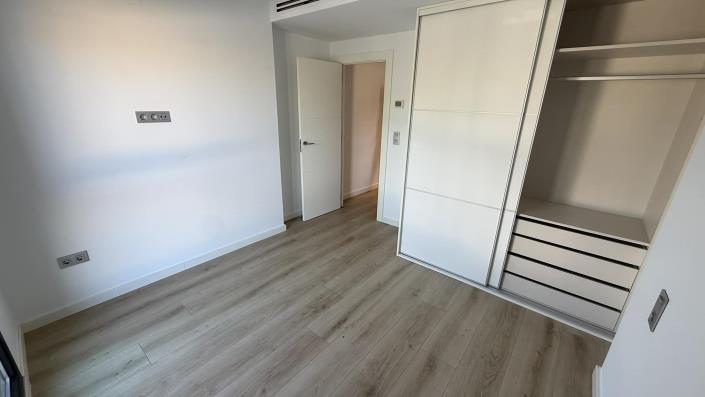 Image No.12-3 Bed Villa for sale