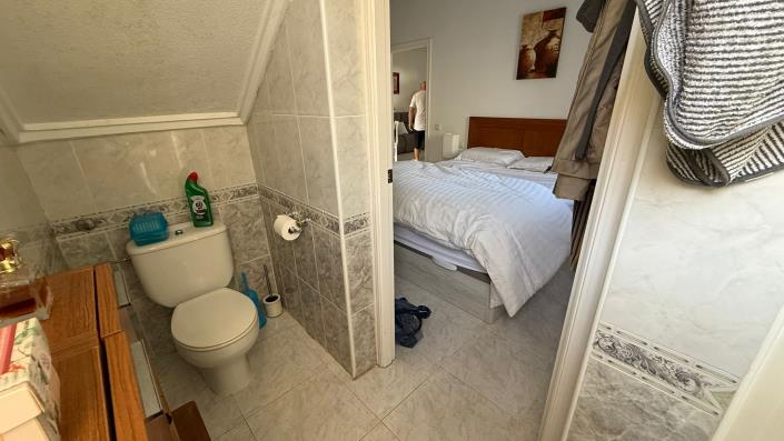 Image No.10-3 Bed Bungalow for sale