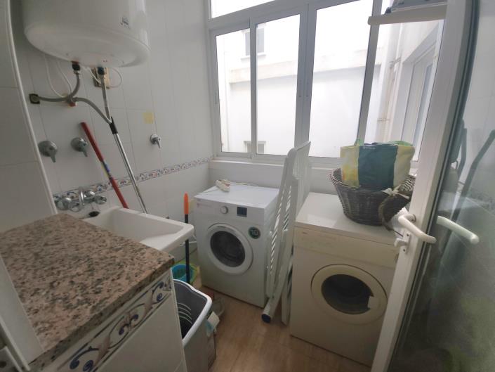 Image No.12-3 Bed Apartment for sale