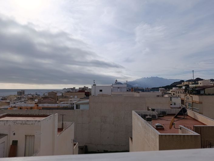 Image No.21-3 Bed Apartment for sale