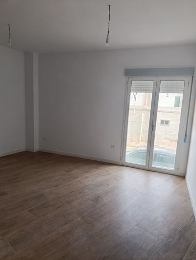 Image No.7-3 Bed Apartment for sale