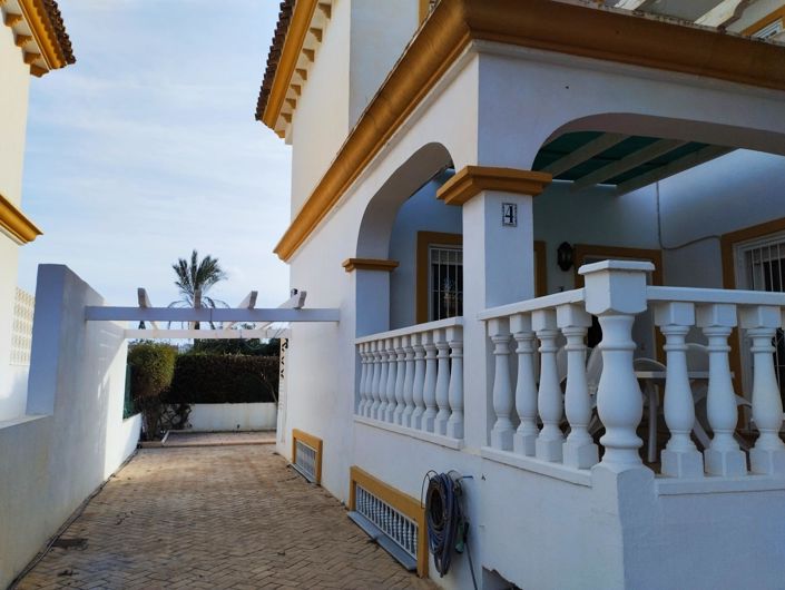 Image No.20-6 Bed Villa for sale