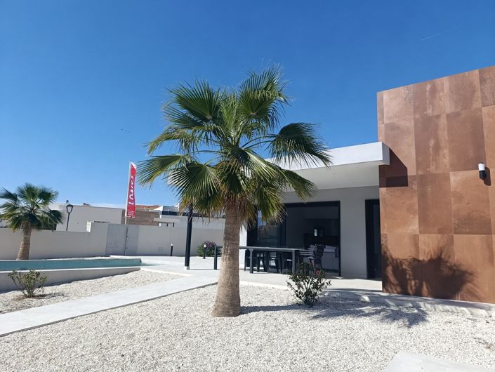 Image No.17-3 Bed Villa for sale