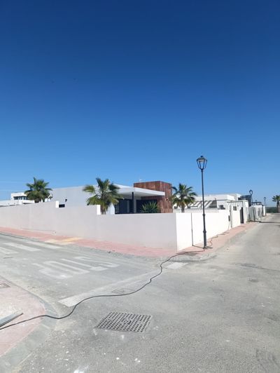 Image No.18-3 Bed Villa for sale