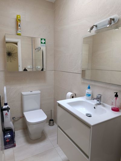 Image No.20-3 Bed Property for sale