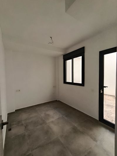 Image No.14-3 Bed Apartment for sale