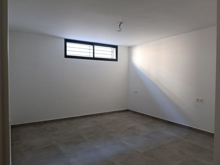 Image No.19-3 Bed Apartment for sale