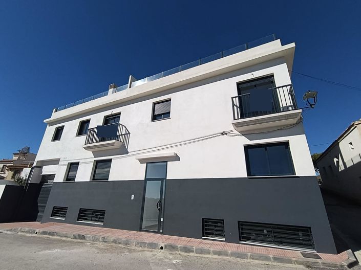 Image No.4-2 Bed Penthouse for sale